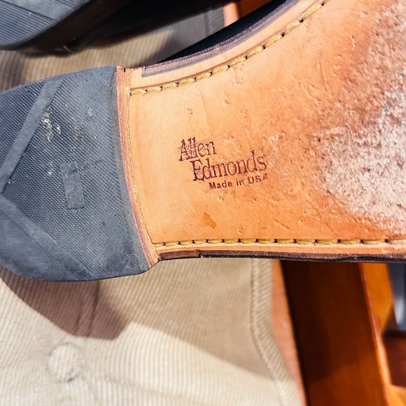 Allen Edmonds Brown and Black Leather Loafers - Picture 6 of 16